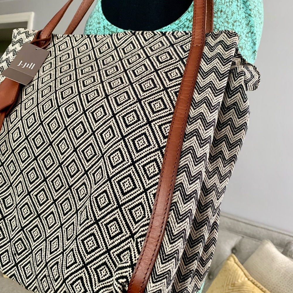 J. Jill NWT Black and White Geometric Tote Bag - Picture 4 of 10